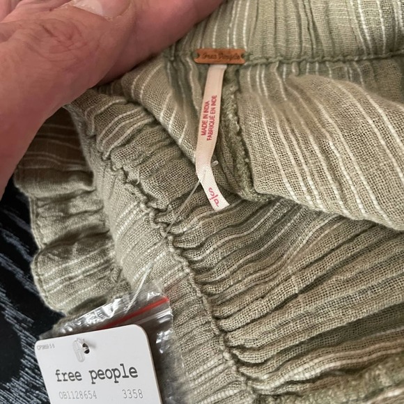 Free People Semi Sweet Cropped Pants Sage Combo Size S NWT - Picture 2 of 8